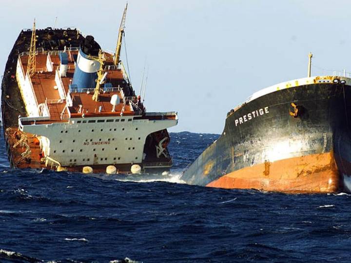 Prestige: 23 años después, el juicio sigue abierto y Galicia no olvida