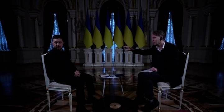 El momento en el que una entrevista a Zelensky en Ucrania es interrumpida por un apagón: “Es nuestra vida diaria”