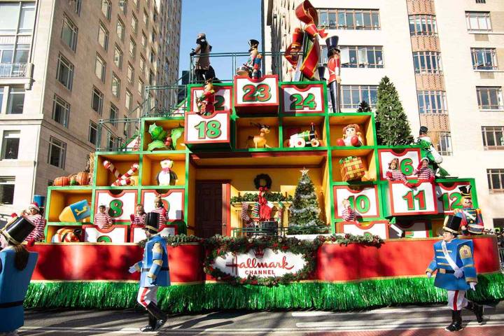 Rules Macy's Thanksgiving Day Parade Volunteers Have to Follow (Exclusive)