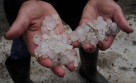 Rigen alertas en 20 provincias tras una tormenta con granizo en Córdoba
