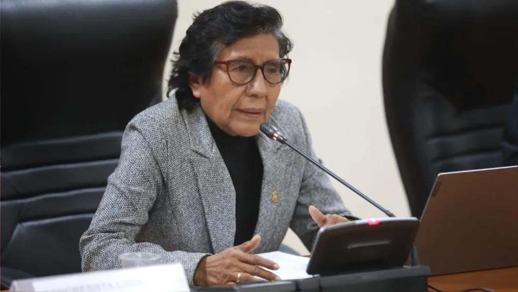 Comisión de ética aprobó denunciar de oficio a congresista Lucinda Vásquez