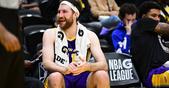 Lakers sign Drew Timme to two-way contract, waive Christian Koloko