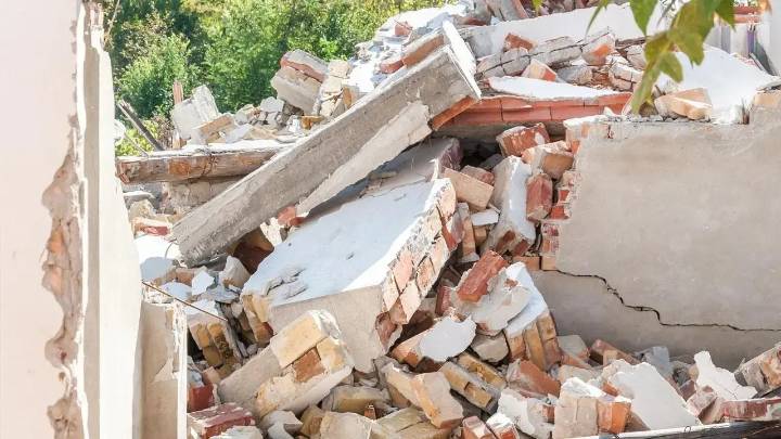 Chhattisgarh: 9 workers injured as slab collapses at under