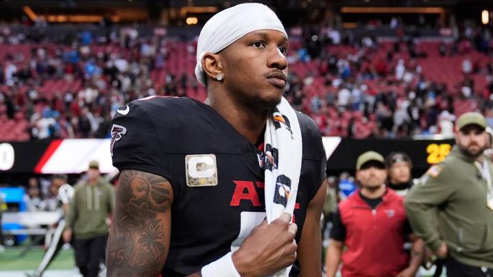 Report: Michael Penix could be out for rest of season with knee injury, second opinion being sought