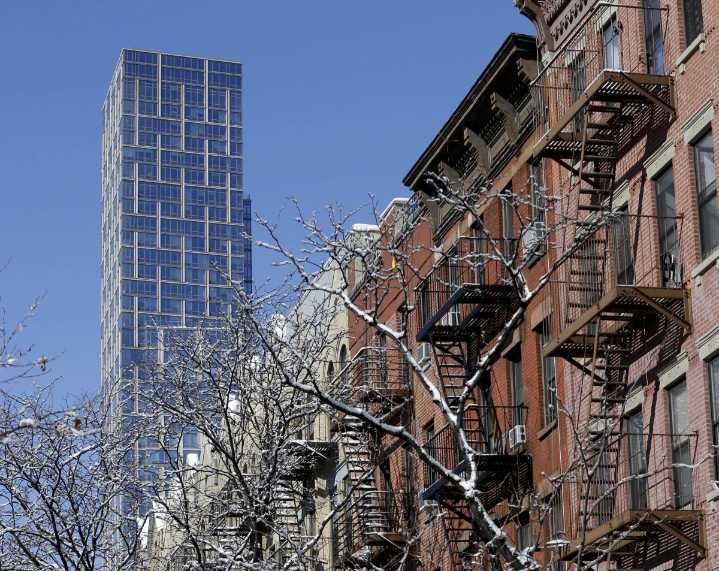Ex novio estaba “ciego” por borrachera al matar a madre dominicana en edificio en Nueva York: acusación