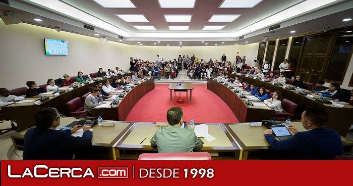 Serrano seguirá trabajando de mano de los niños de Albacete por una ciudad "más amable, tolerante e igualitaria"