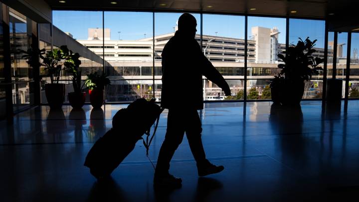 Flights to be cut at these airports because of government shutdown
