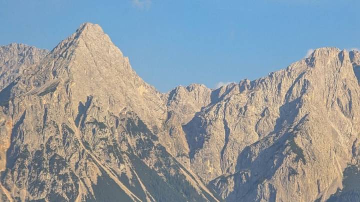 Al menos cinco turistas alemanes mueren tras avalancha de nieve en los Alpes italianos
