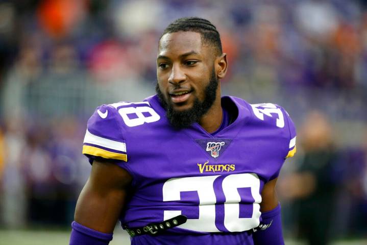 Jets’ Kris Boyd shot in abdomen, clings to life after NYC shooting