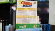 Mega Millions draws numbers for $980 million jackpot