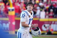 Colts QB Daniel Jones full-go at practice despite reported broken fibula