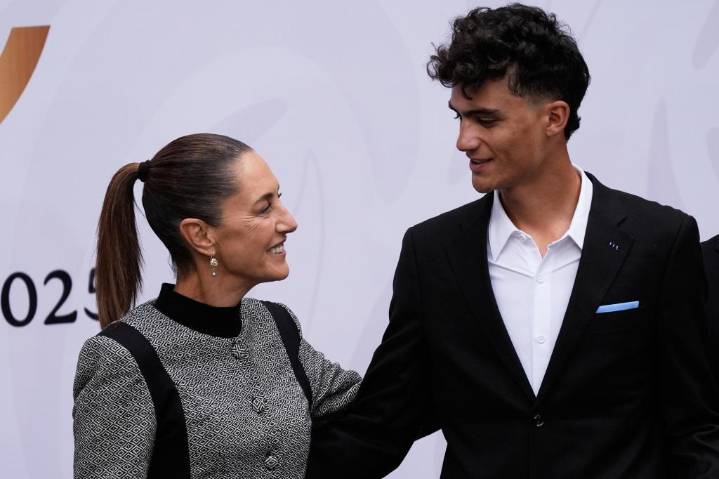 Isaac del Toro y Osmar Olvera reciben el Premio Nacional del Deporte en México