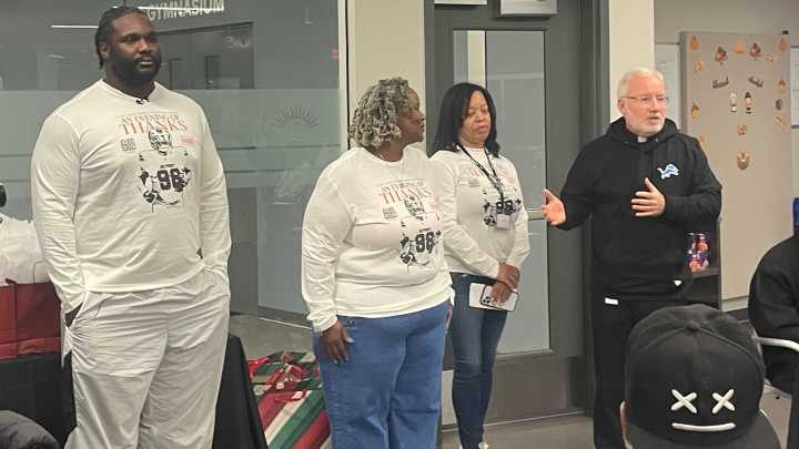 DJ Reader's 'beautiful gesture' for Thanksgiving, Detroit Lions