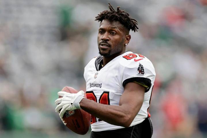 Ex-NFL star Antonio Brown arrested on attempted murder charge