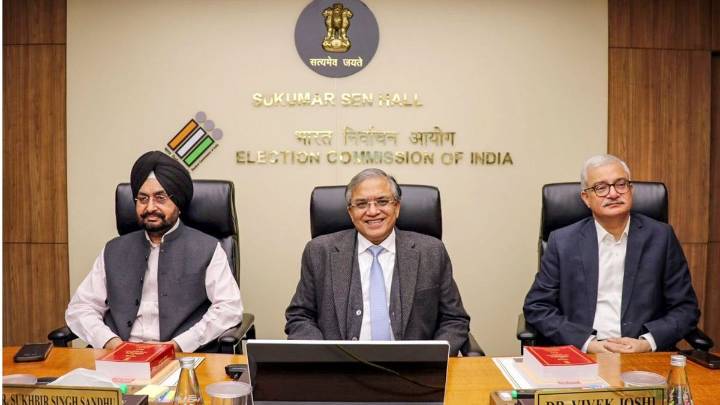 Rahul’s ‘vote chori’ charge goes on record with Mahadevpura fake voter FIR