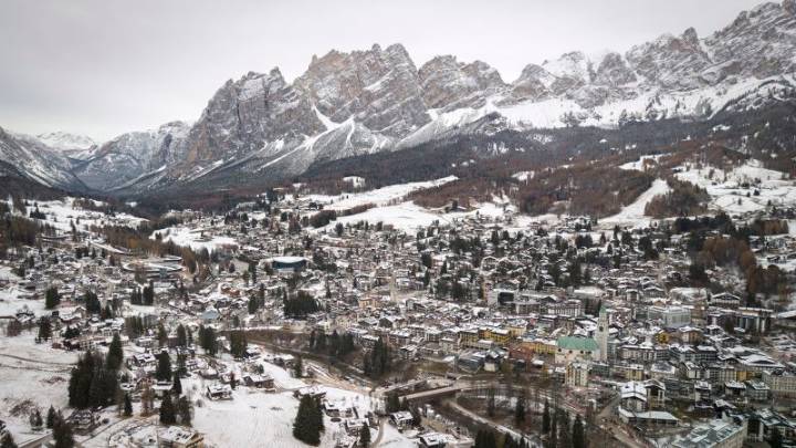 Transport fears force cap on ticket sales for events in Italy’s Cortina ahead of Winter Olympics