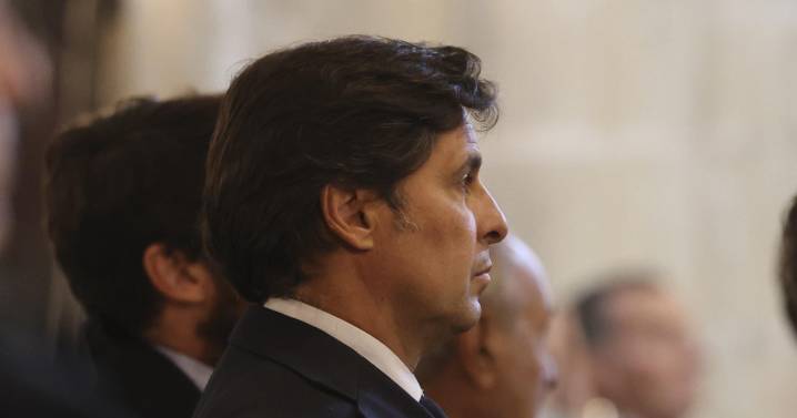 Multitudinario adiós a Álvaro Domecq en la Catedral de Jerez