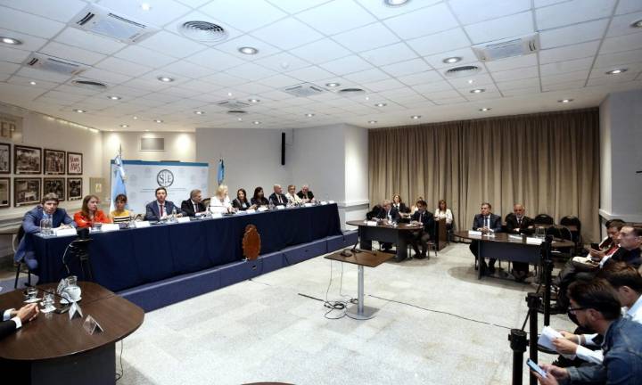 La jueza argentina que protagonizó el documental sobre el juicio de Maradona es destituida