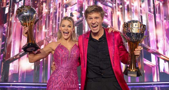 Robert Irwin Gushes Over Pro Partner Witney Carson After ‘DWTS’ Season 34 Win | Dancing With the Stars, Robert Irwin, Witney Carson 