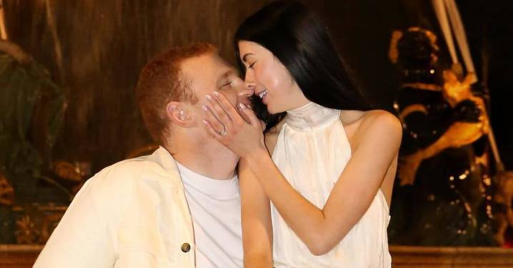 Former NRL player Alex McKinnon is engaged