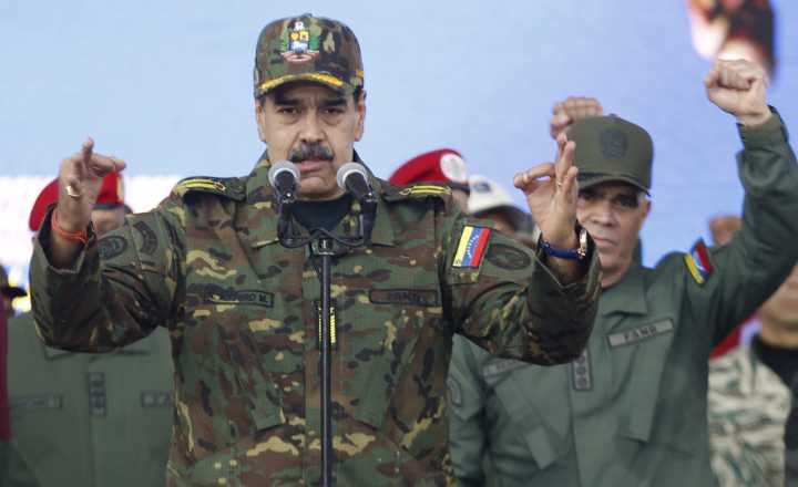 Venezuela toma medidas ante el intento "ilegítimo e ilícito" de EE.UU. de bloquear su espacio aéreo