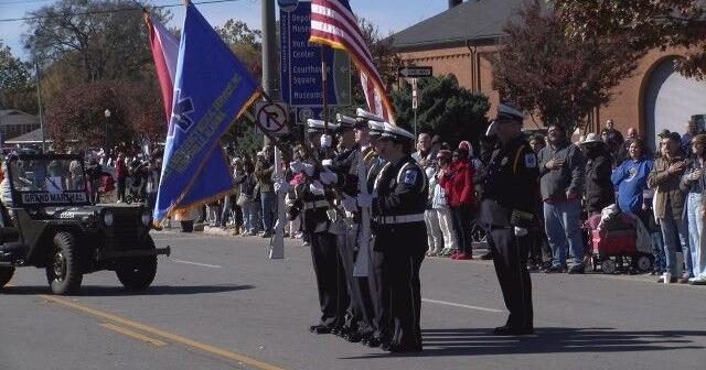 Huntsville honors veterans with parade through downtown