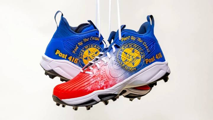 Native San Diego NFL player honors Navy veteran dad with special cleats that benefit a cause