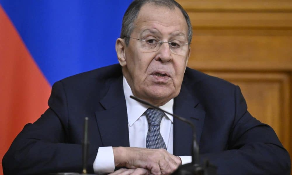 Lavrov acusa a Occidente de jugar sucio en el mercado internacional de armas