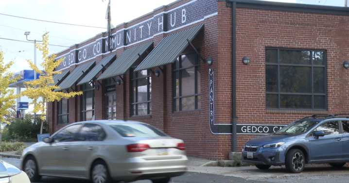 Marine veteran leads effort to keep fellow veterans fed and housed amid shutdown