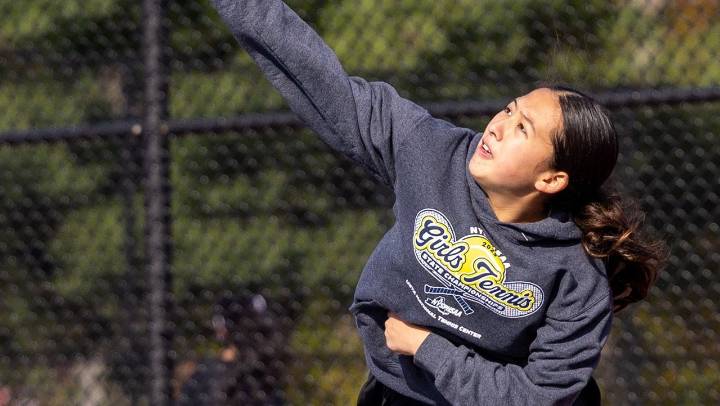 Syosset girls breeze to third straight Long Island large school title