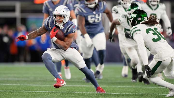 Patriots vs. Bengals predictions, picks and best bets for NFL Week 12: Burrow and Maye enter showdown