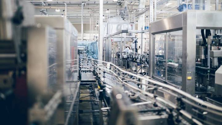 Industria: el uso de capacidad instalada superó en septiembre el 60%, por primera vez en 10 meses, aunque marcó otra caída anual