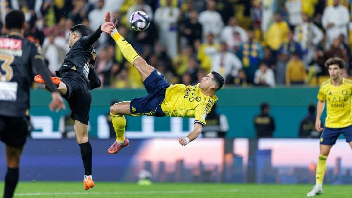 Cristiano Ronaldo scores stunning bicycle kick for Al Nassr in Saudi league