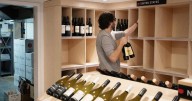 As U.S. wine sales in Canada plummet, local wineries look to capitalize on market gap