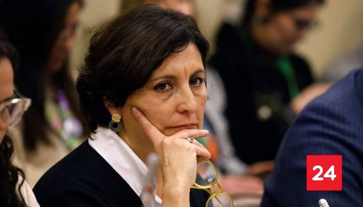 Minsal aclara deuda con proveedores: "Corresponde al conjunto de los 29 servicios de salud del país"