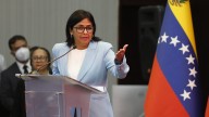 Vicepresidenta Delcy Rodríguez denuncia "el doble rasero" de EE.UU. 27 de noviembre de 2025 | País El Ministerio de Transporte de Venezuela anunció la revocación de la concesión a seis líneas aéreas