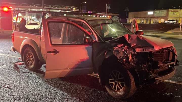 Vallejo DUI driver crashes truck with child on board: PD