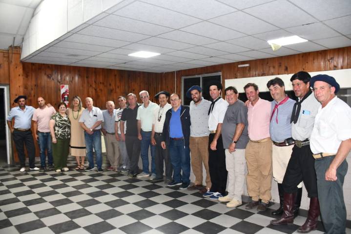 Salomón, Rodríguez y Armendáriz con El Redomón