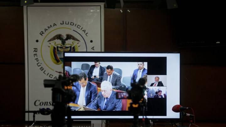 Caso Álvaro Uribe: Fiscalía y presuntas víctimas piden un mes más para radicar casación
