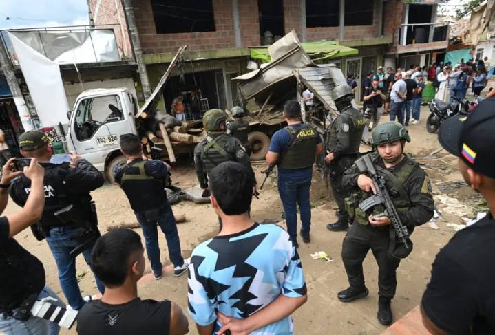 Seis menores mueren en bombardeo del Ejército contra la ‘extinta’ guerrilla FARC en Colombia