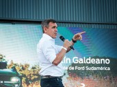 Para las automotrices, la competencia es de una agresividad desconocida