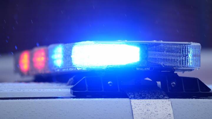 Mo. officer struck by cruiser, another run over after car prowling response