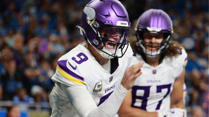 J.J. McCarthy-led Vikings back in NFC North hunt, plus game balls and gaffes from NFL Week 9