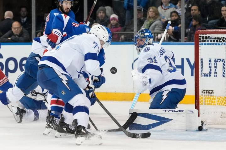 Hagel scores twice as Lightning beat Rangers and extend winning streak to 7 games