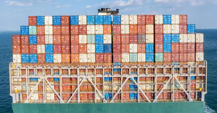 Supreme Court ruling against Trump on IEEPA wouldn't mean the end of all tariffs, experts say