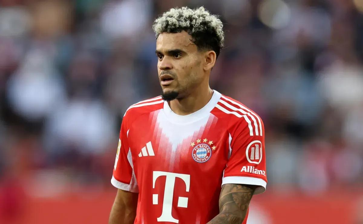 Why is Luis Diaz not playing today for Bayern vs Arsenal on Matchday 5 of 2025