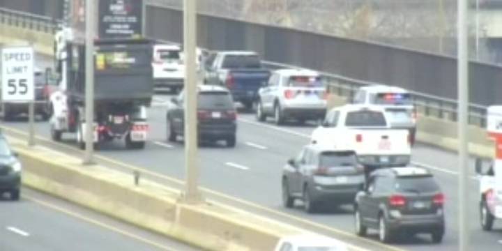 No injuries reported following multi-vehicle crash on Route 15 in East Hartford