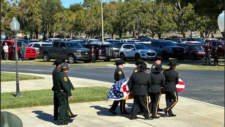Longest serving sheriff, Don Moreland, honored at his funeral
