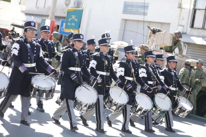 Por pronóstico de lluvia, recortan recorrido de desfile de la Revolución Mexicana