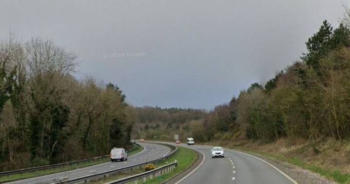 Live: Five cars crash on A380